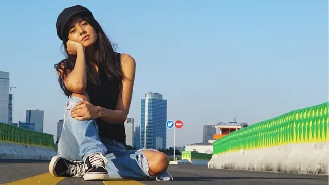 [Bintang] Aurelie Moeremans