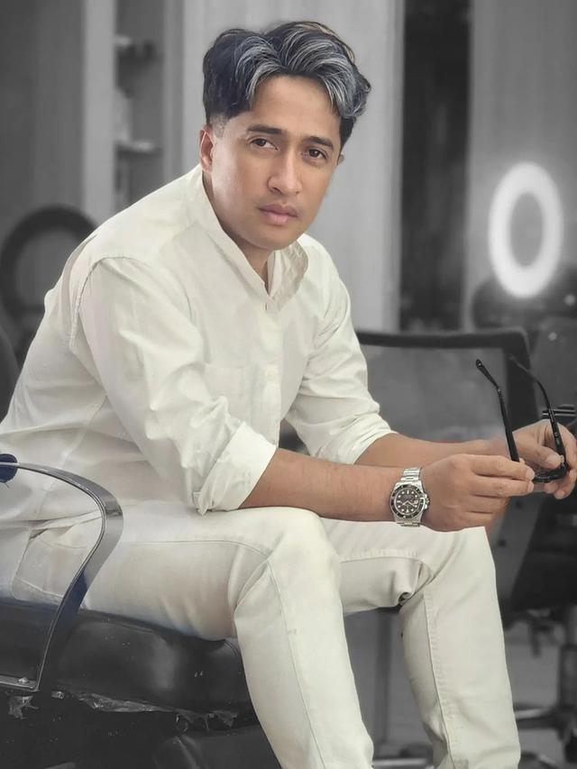 Artis kelahiran Bandung (Liputan6.com/IG/@irfanhakim75)