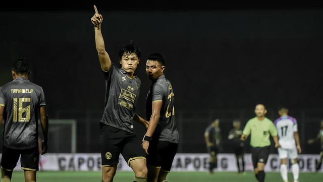 Feby Eka Putra dan Dedik Setiawan