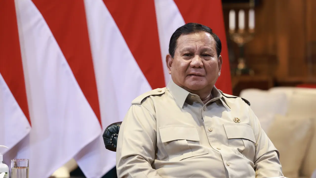Presiden Prabowo Subianto bertemu sejumlah pimpinan redaksi dan pengamat di kediaman pribadinya, Hambalang, Bogor, Jawa Barat. (Istimewa)