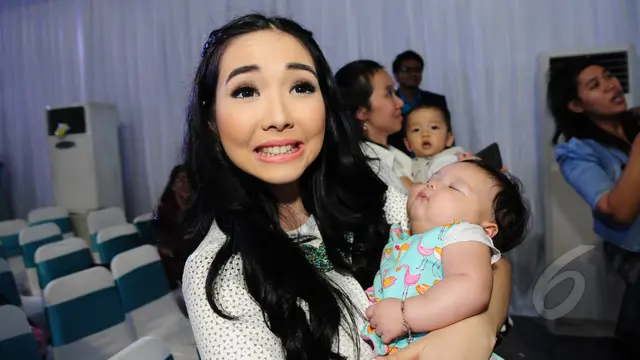 Gisel dan Sang Buah Hati