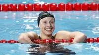 Katie Ledecky kembali memecahkan rekor dunia cabang olahraga renang. Kali ini dia memecahkan rekornya sendiri di nomor 800 meter gaya bebas saat tampil pada ajang Pro Swim Series, Senin (18/1/2016) WIB.(EPA/Valdrin Xhemaj)