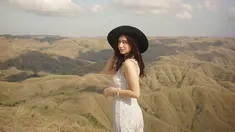 Pemeran Amanda dalam film Maripossa, Dannia Salsabilla sempat masuk dalam nominasi Piala Maya dalam kategori Aktris Pendatang Baru. Sejak saat ini namanya pun makin terkenal dan mulai main web series bersama aktor muda lainnya, seperti Junior Roberts. (Liputan6.com/IG/@danniasalsabilla)