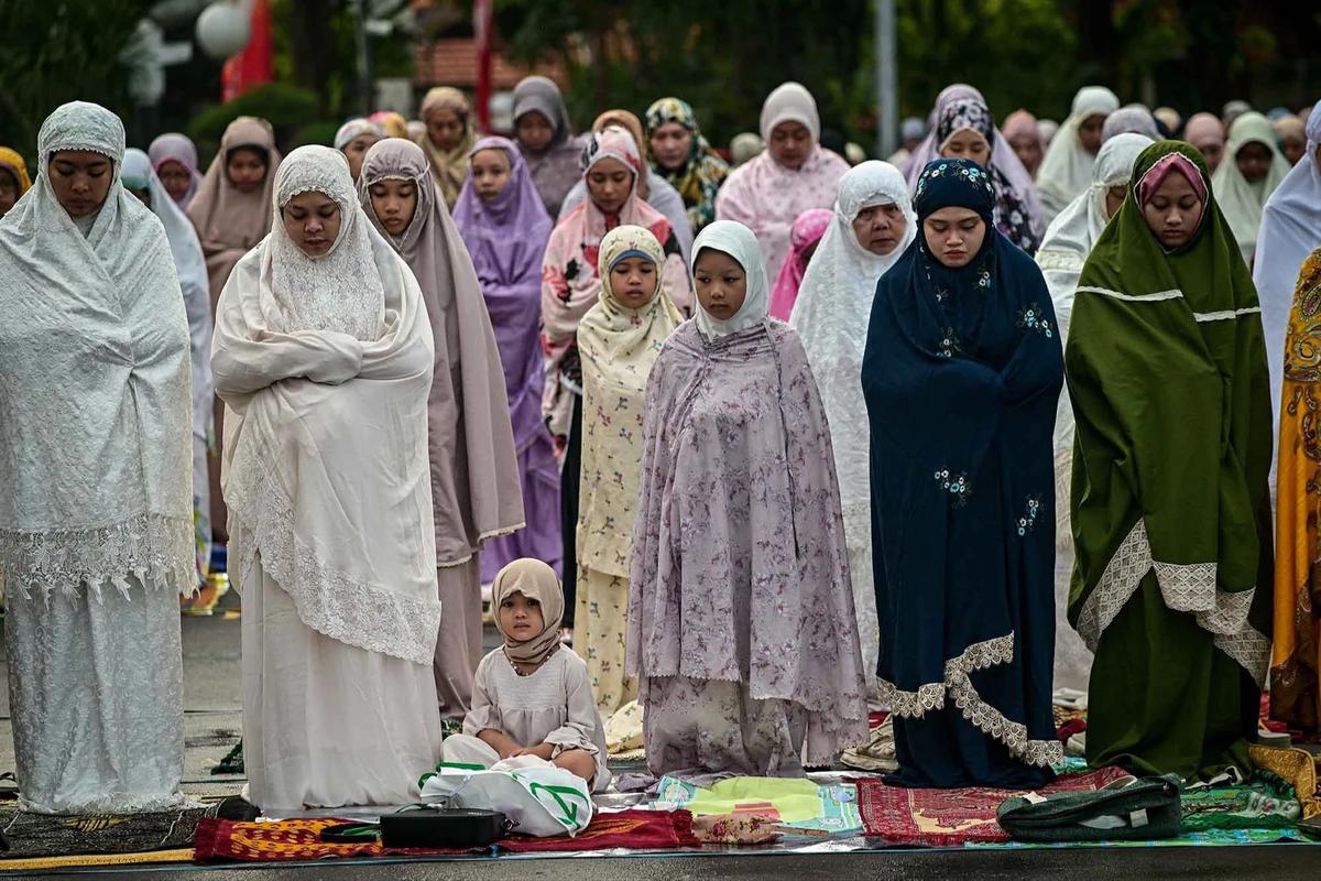 FOTO: Suasana Shalat Iduladha di Sejumlah Daerah