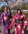 Yura Yunita saat Liburan ke Jepang kompak kenakan kimono bersama ibunda. [@yurayunita]