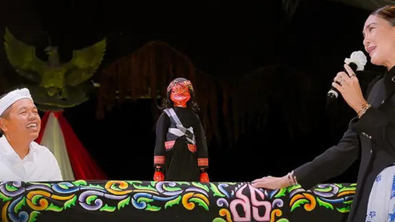 Cantik Bersinar, Penampilan Luna Maya saat Nonton Wayang di Perayaan Hari Jadi Purwakarta Jadi Perhatian