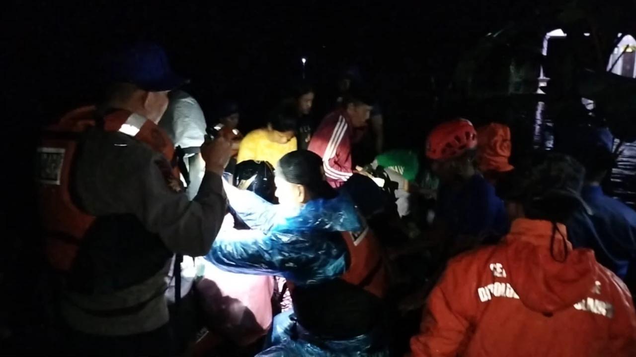 Banjir Susulan di Padang Pariaman, Tim Rescue Korpolairud Evakuasi 250 Warga