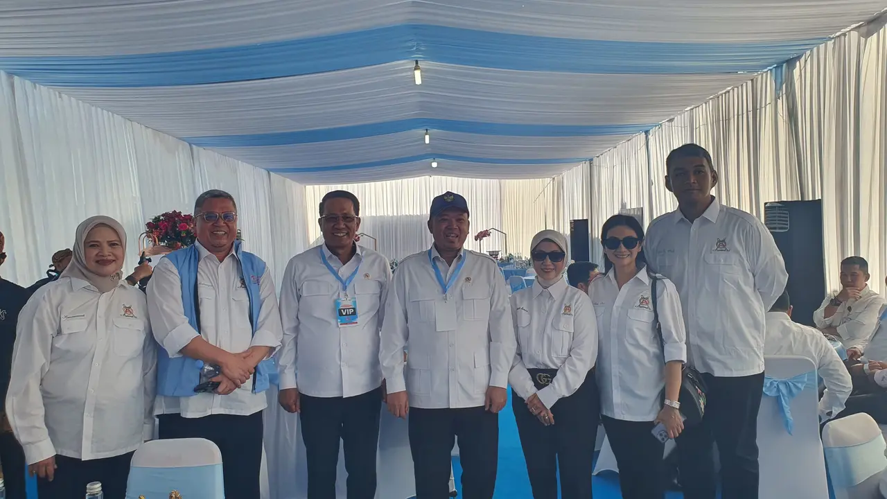 Ketua Umum Pengurus Pusat Ikatan Notaris Indonesia, Irfan Ardiansyah (kedua dari kiri) (Istimewa)