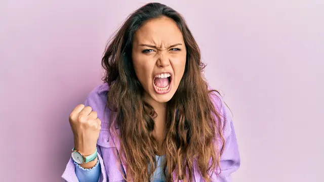 illustrasi orang marah