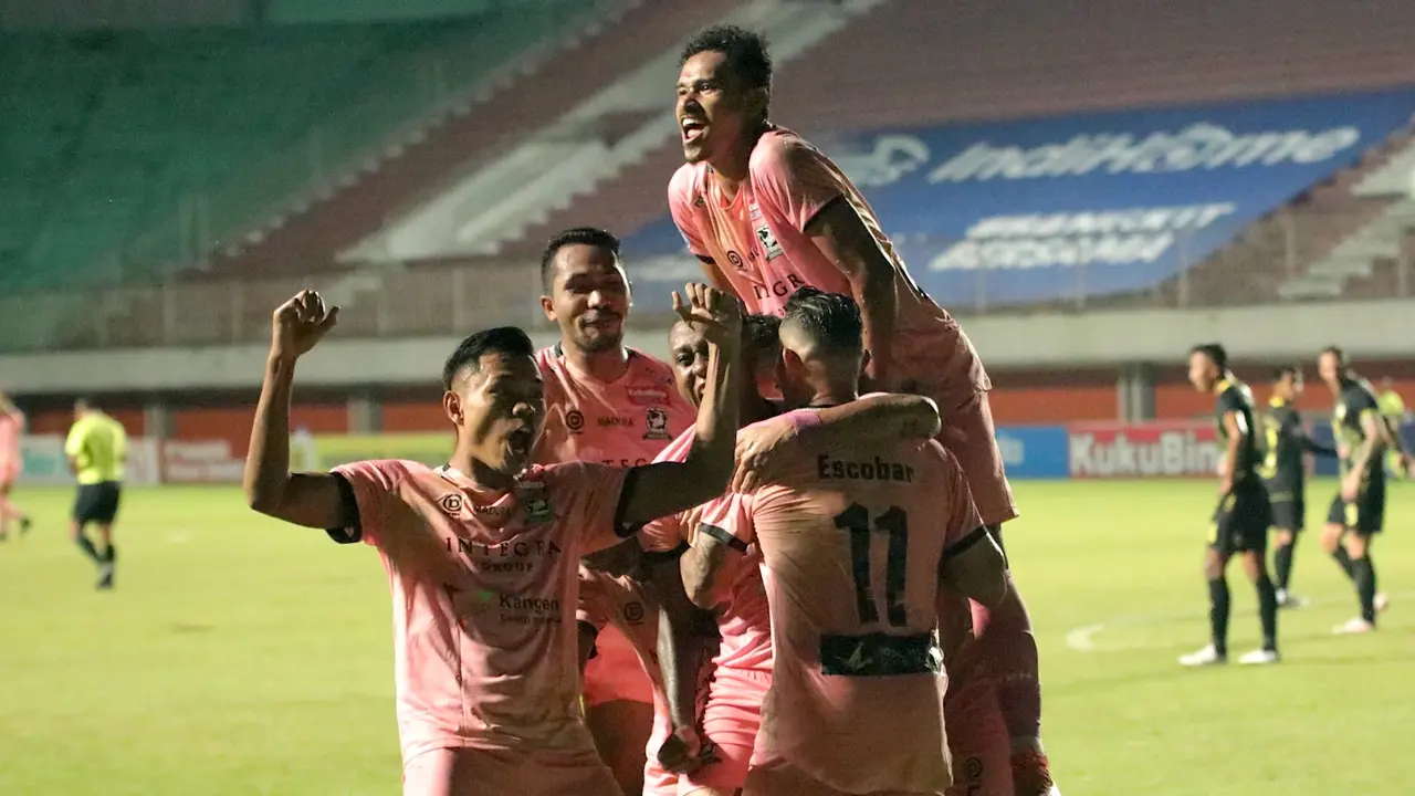 Madura United vs Barito Putera