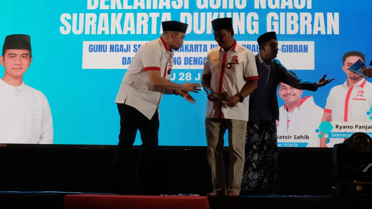 Guru di Surakarta menyatakan dukungan kepada Prabowo-Gibran di Pilpres 2024. (Istimewa)