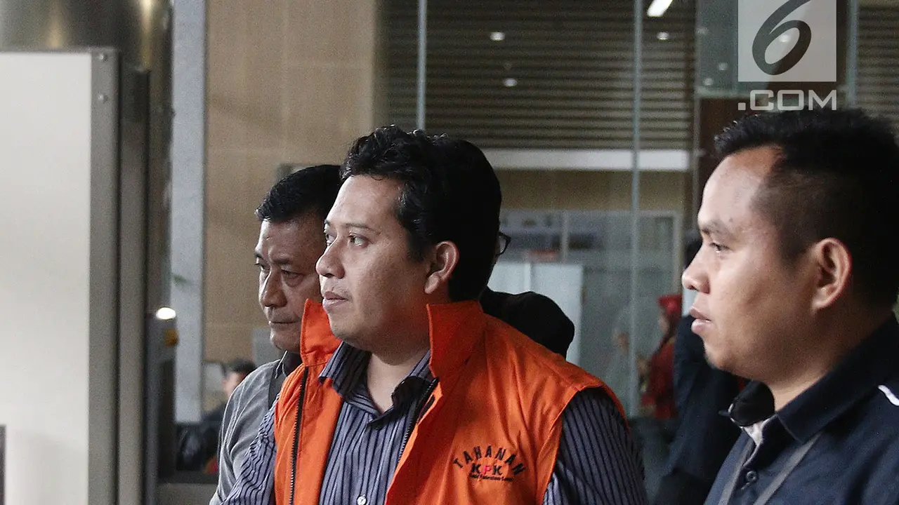 Ekspresi Bupati Cianjur Usai Jalani Pemeriksaan di KPK