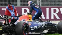 Max Verstappen Tak Risau Tertinggal Jauh dari George Russell di F1 GP Australia 2026