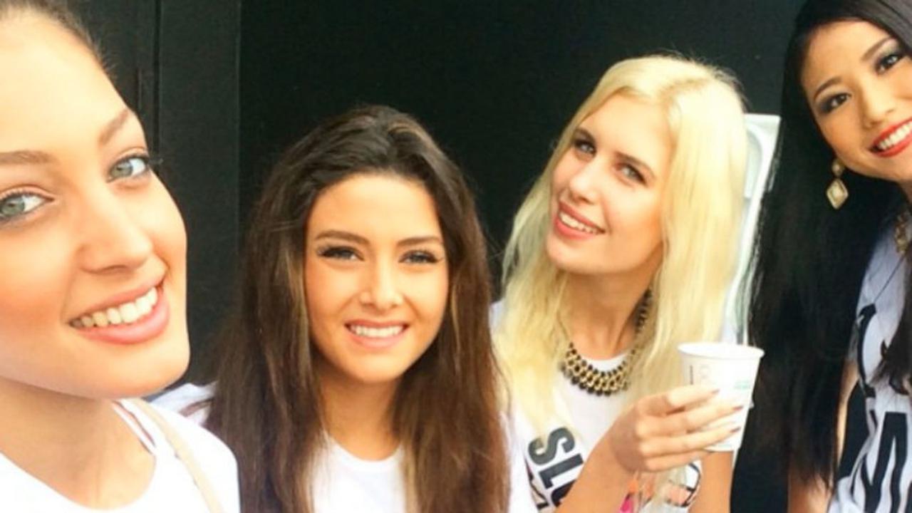 Selfie Bareng Miss Israel, Miss Lebanon Di-bully Pengguna Medsos