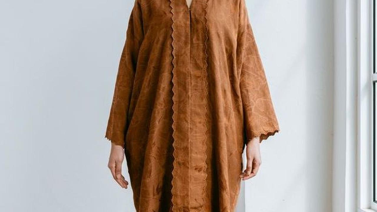 <b>Baju Kurung Model V-Line&nbsp;</b>