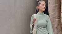 Rebecca Reijman Menjalani Bisnis Butik Online Modest Mayhem yang Menggiurkan, Bakal Berhenti Menyanyi?