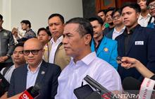 Mentan Amran Tegas: Pencabutan Izin Distribusi Pupuk Subsidi Usai Laporan Mahasiswa Demi Ketahanan Pangan
