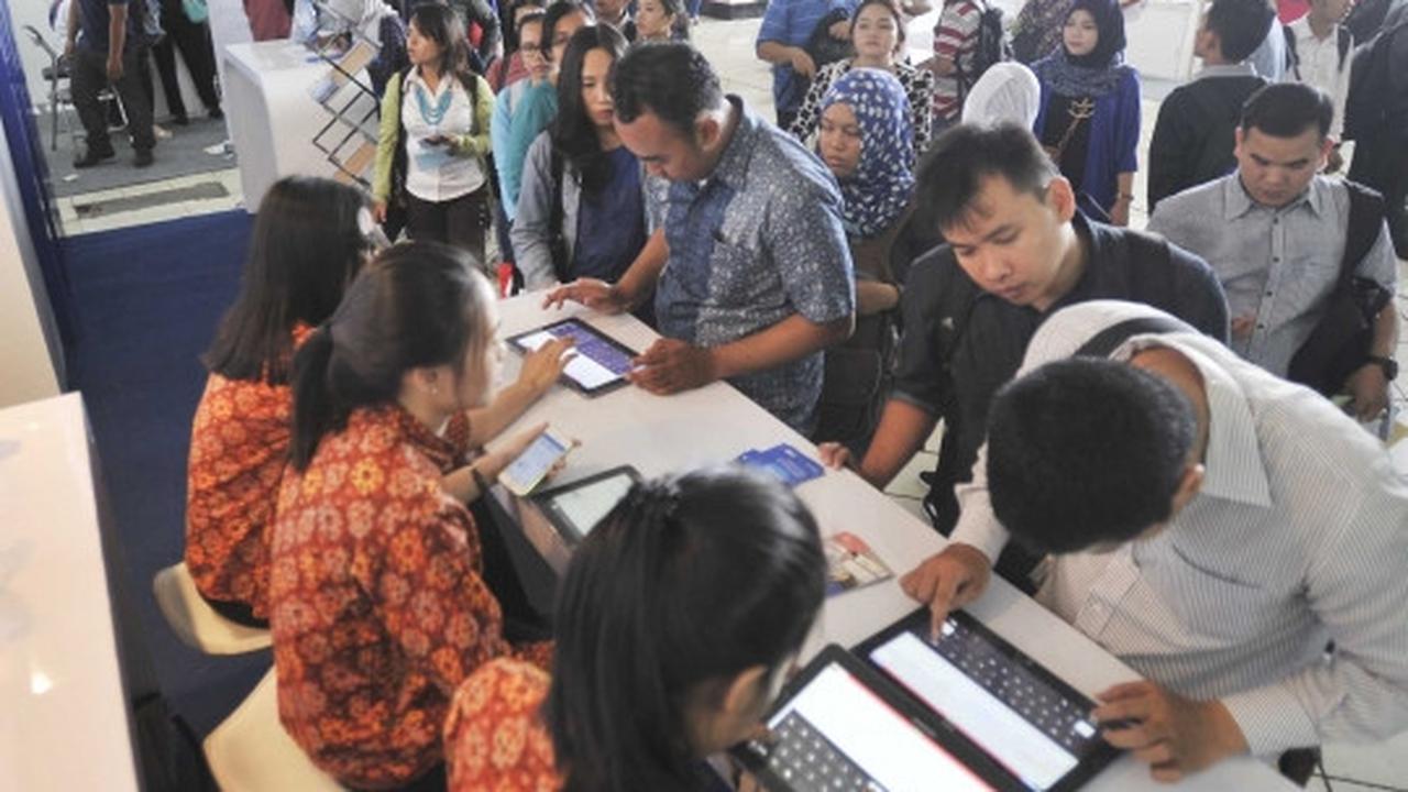 Pengangguran di Indonesia mencapai lebih 7,4 juta orang
