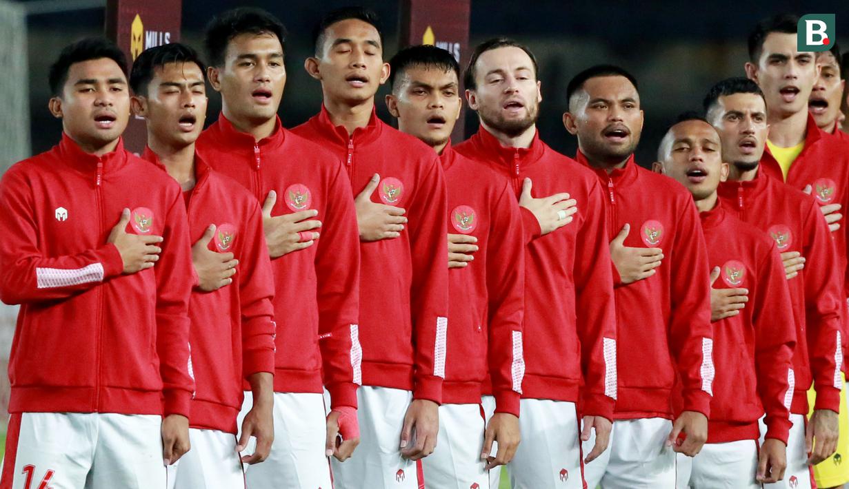 <p>Timnas Indonesia harus puas bermain imbang 0-0 saat menghadapi Bangladesh pada laga uji coba yang bertajuk FIFA Match Day di Stadion Si Jalak Harupat, Bandung, Rabu (01/06/2022) malam WIB. Tim asuhan Shin Tae-yong tampil dominan sepanjang laga namun semuanya mentok ditahan kiper Bangladesh, Anisur Rahman. Meskipun begitu, tetap ada pemain yang tampil menonjol pada laga tersebut dan layak diberi kredit lebih. Berikut daftarnya. (Bola.com/M Iqbal Ichsan)</p>