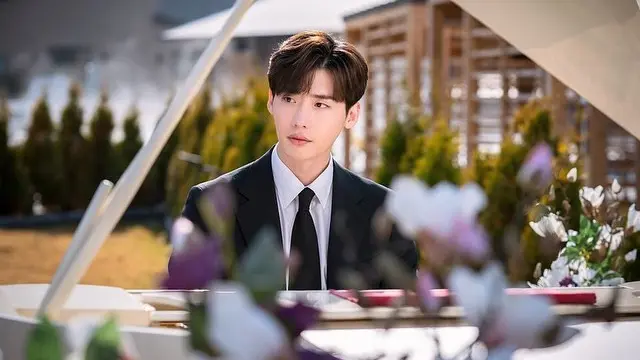 ilustrasi drakor Lee Jong Suk/instagram: @jongsuk0206