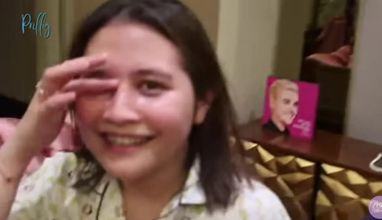 Prilly Latuconsina (Youtube/ Prilly Latuconsina)