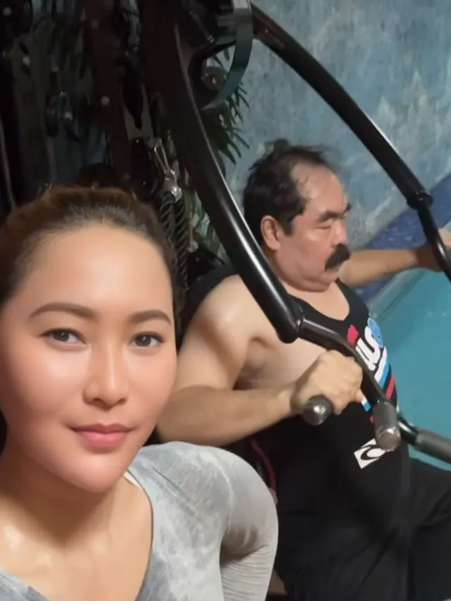 Inul Daratista dan Adam Suseno Bagikan Momen Serius Berolahraga, Caption Unik Bikin Salfok (credit: instagram.com/inul.d)