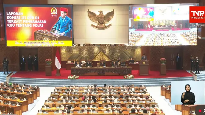 RUU Polri Direvisi, Kapolri Bisa Menjabat Lebih Lama