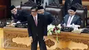 Menteri Hukum dan HAM Yasona Louly sebagai Perwakilan pemerintah usai membacakan Pandangan Pemerintah saat sidang paripurna ke-22 DPR di Gedung Nusantara II, Kompleks Parlemen, Senayan, Jakarta, Kamis (27/4). (Liputan6.com/Johan Tallo)