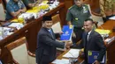 Pada rapat kerja tersebut, Menteri Pertahanan Prabowo Subianto menyampaikan permohonan maaf dan pamitan kepada Komisi I DPR RI. (merdeka.com/Arie Basuki)