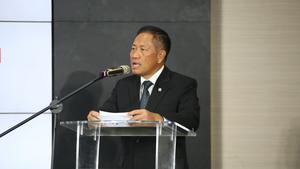 Jejak Karier Donny Ermawan, Gubernur Universitas Republik Indonesia