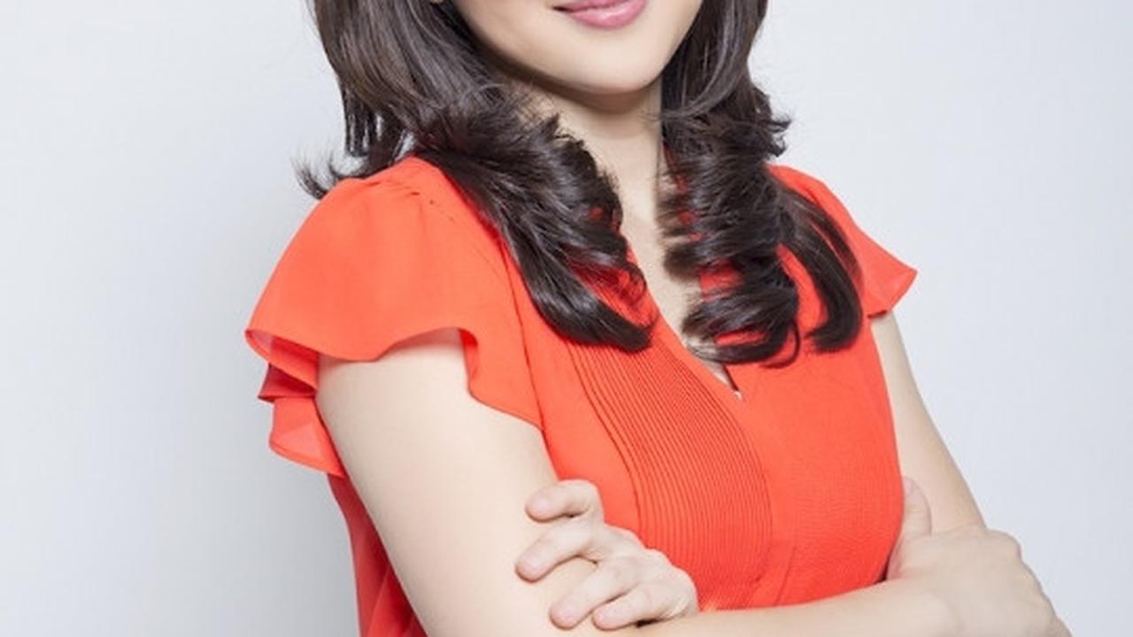 Kebersamaan Grace Natalie bersama suami dan buah hati