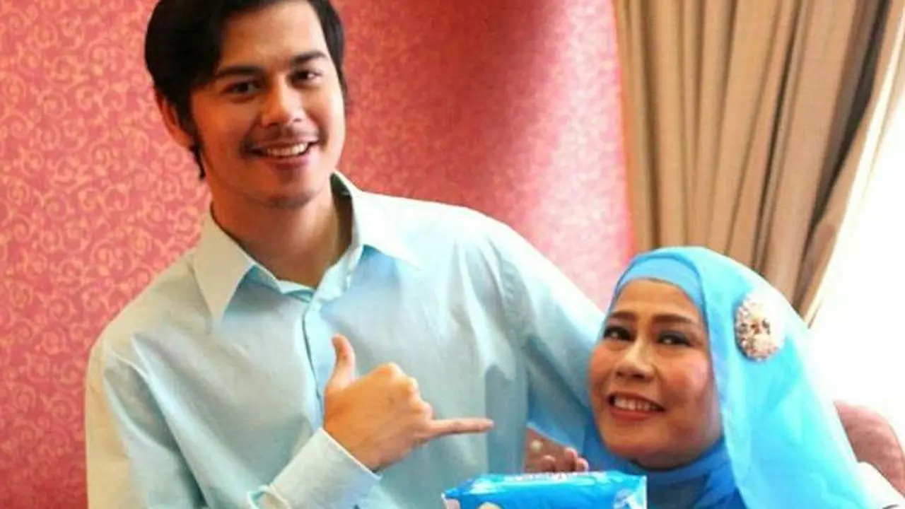 Dewi Yull dan Surya Sahetapy
