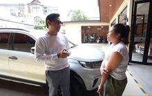 Andre Taulany Melongo Melihat Mobil Baru Boiyen 'Gue Senang Kalau Beli Sesuatu Hasil Keringet Sendiri