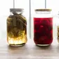 Banyak orang yang salah mengartikan bau pada makanan fermentasi sebab makanan fermentasi yang bau belum tentu sudah basi (Foto: Unsplash.com/Anshu A)