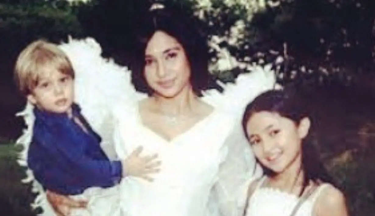 Seperti diketahui, nama Marshanda mulai melejit berkat perannya sebagai Lala dalam sinetron Bidadari pada tahun 2000-2003. (Instagram/marshanda99)