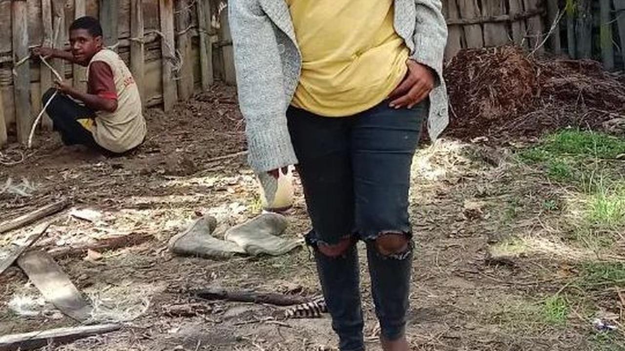 Dedi menegaskan, Michelle kurisi bukan intelijen TNI.  Sebab TNI tidak menggunakan masyarakat sipil orang asli Papua (OAP) maupun pendatang sebagai intelijen.