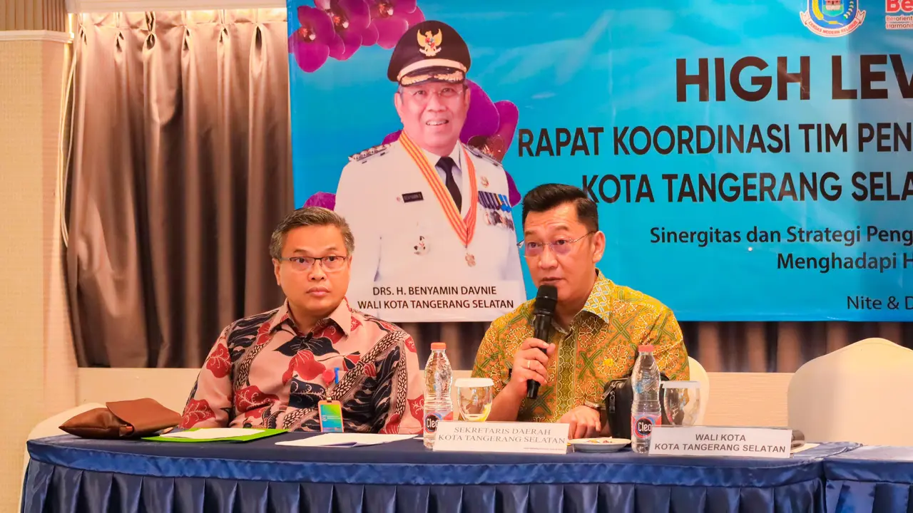 Wali Kota Tangerang Selatan, Benyamin Davnie