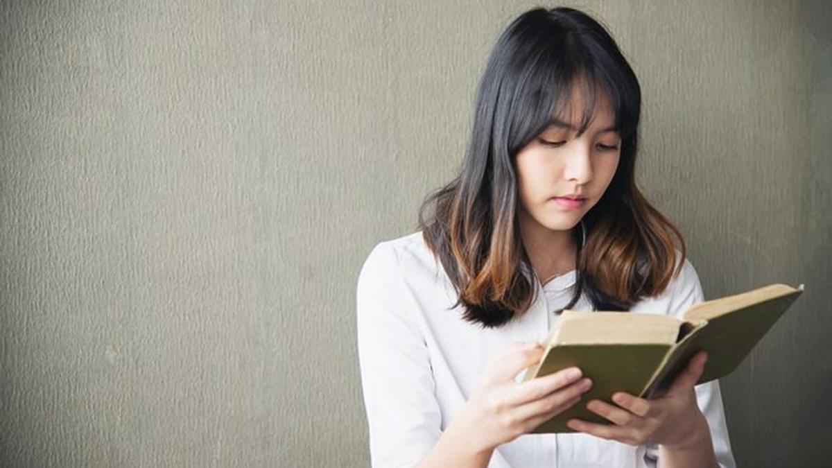 Hari Buku Nasional 17 Mei 2025, Ketahui Manfaat Membaca untuk Kesehatan