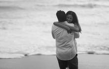 Yunita Siregar Umumkan Baru Dilamar Sang Kekasih, Unggah Foto Bareng Pacar dan Cincin Berlian