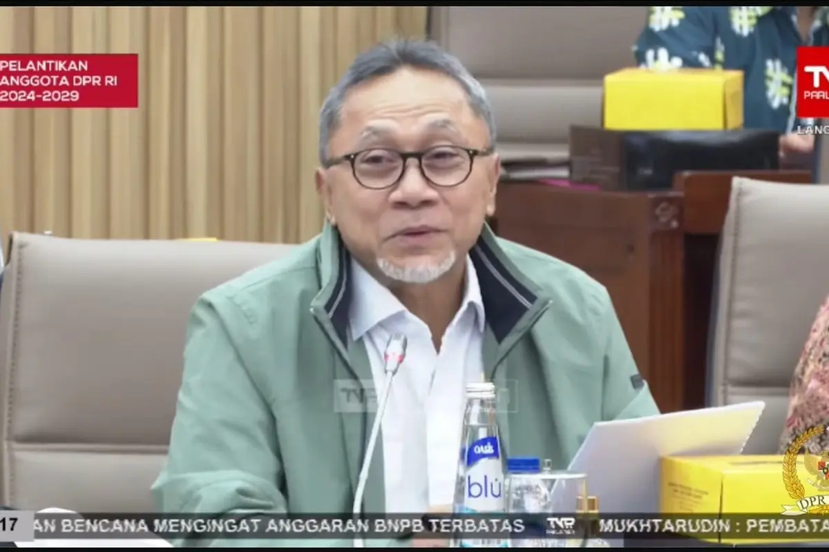 Menteri Perdagangan Zulkifli Hasan dalam Rapat Kerja dengan Komisi VI DPR RI, Rabu (4/9/2024).(Arief/Liputan6.com)