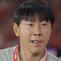 Pelatih Timnas Indonesia,&nbsp;Shin Tae-yong, saat melawan Australia pada laga kedua Grup C Kualifikasi Piala Dunia 2026 Zona Asia di Stadion Utama Gelora Bung Karno (SUGBK), Jakarta Pusat, pada Selasa (10/9/2024). (Bola.com/Bagaskara Lazuardi)