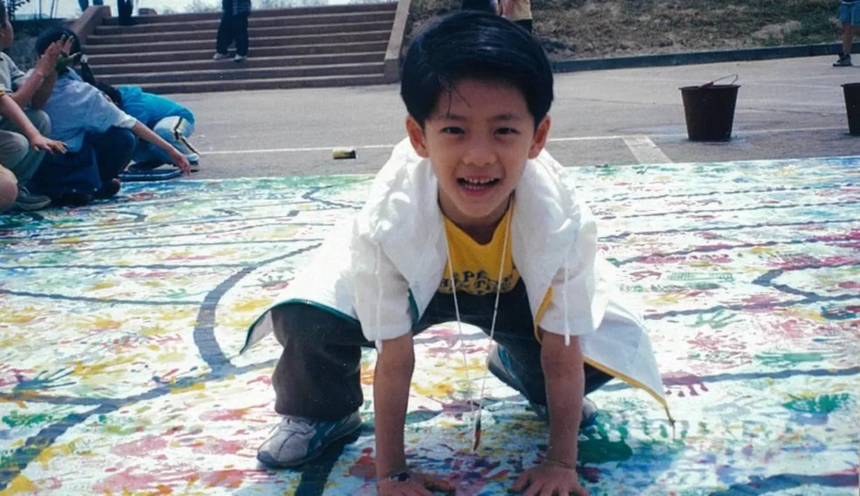 Unggahan ini sendiri dibagikan pada Jumat (2/9/2022), kurang dari tiga minggu sebelum Kang Tae Oh berangkat wamil. Kepastian sang aktor berangkat menunaikan tugas negara disampaikan sendiri oleh sang aktor pada fan meeting daringnya yang bertajuk “TikTok Stage Connect: SweeTaeOh” pada Rabu kemarin. (Foto: Man of Creation/ ENA via Soompi)