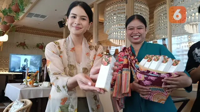 Curhat Maudy Ayunda Nyaris Tak Bisa Produksi Lip Balm Andalan karena Tengkawang Kalimantan