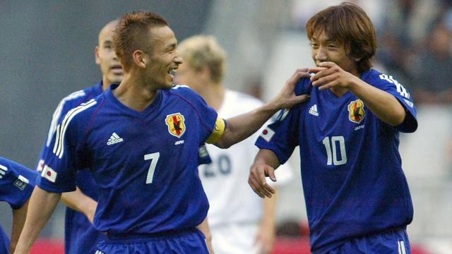 Foto: 25 Tahun Mengabdi Sebagai Pesepak Bola Profesional, Ini Dia Perjalanan Karier Shunsuke Nakamura