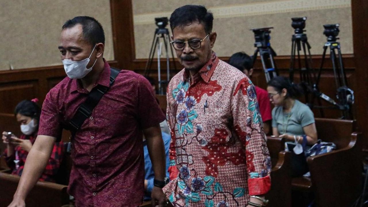 Blak-blakan Eks Sekjen Kementan di Sidang: Ada Arahan SYL Serahkan Rp800 juta untuk Firli Bahuri