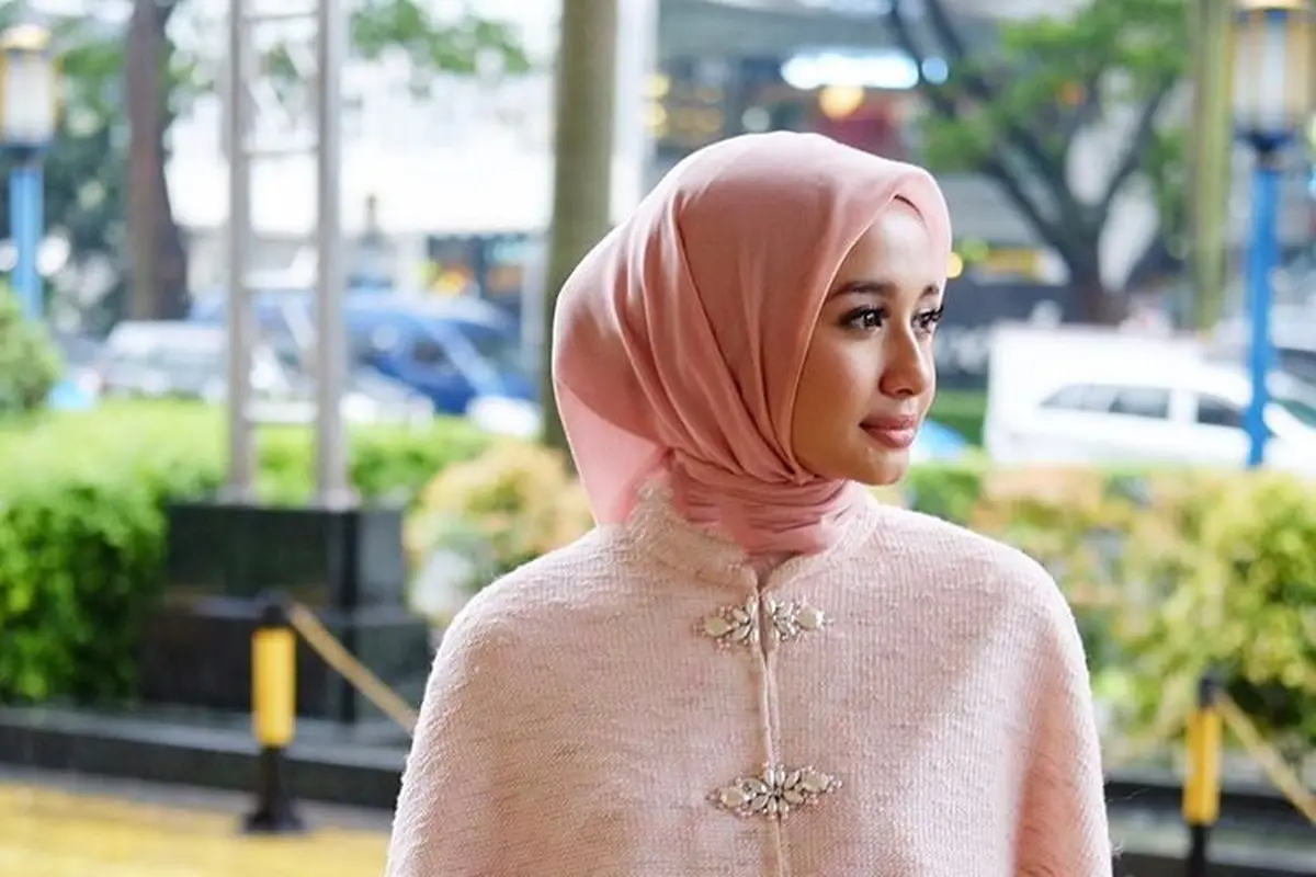[Bintang] Laudya Cynthia Bella
