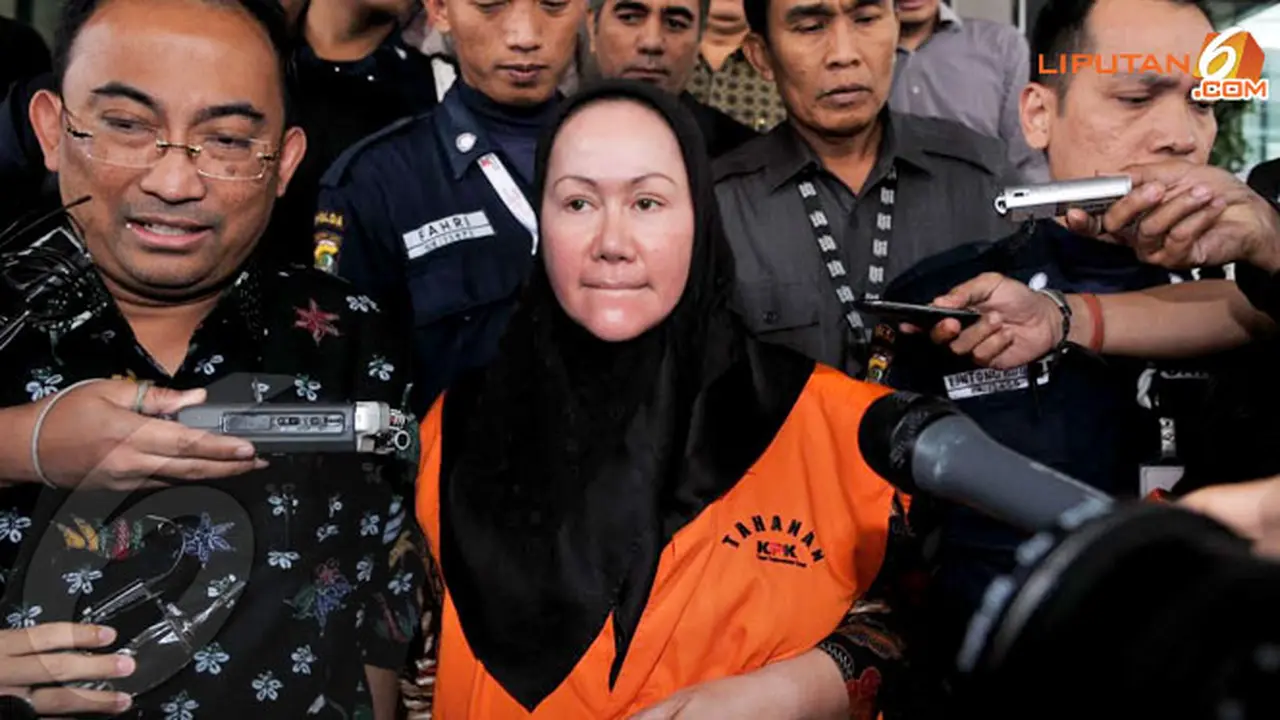 1-pemeriksaan-atut-131227c.jpg