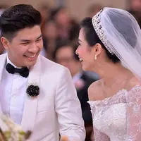 Keharmonisan pasangan Glenn Alinskie dan Chelsea Olivia selalu saja membuat netizen iri. Keduanya sering tampil mesra dari sejak pacaran hingga telah memiliki seorang anak. (Instagram/glennalinskie)