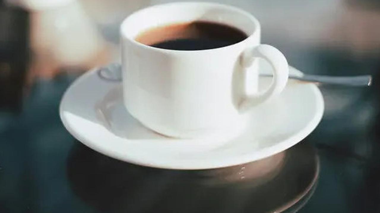 Studi Terbaru: Mikroplastik Tertinggi Ada di Teh dan Kopi Panas