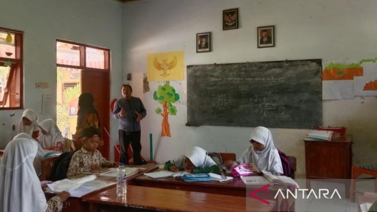 Pemkab Pamekasan Ajukan Usulan Perbaikan 187 Sekolah Rusak ke Kemendikdasmen